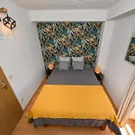 The Lazy Monkey & Auberge de jeunesse *