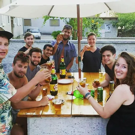 The Lazy Monkey & Hostel Zadar