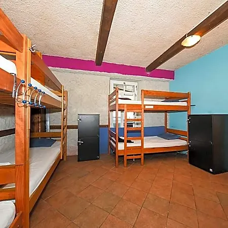The Lazy Monkey & Hostel Zadar