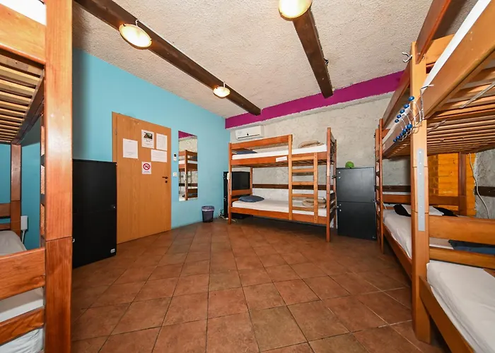 The Lazy Monkey & Vandrarhem Zadar